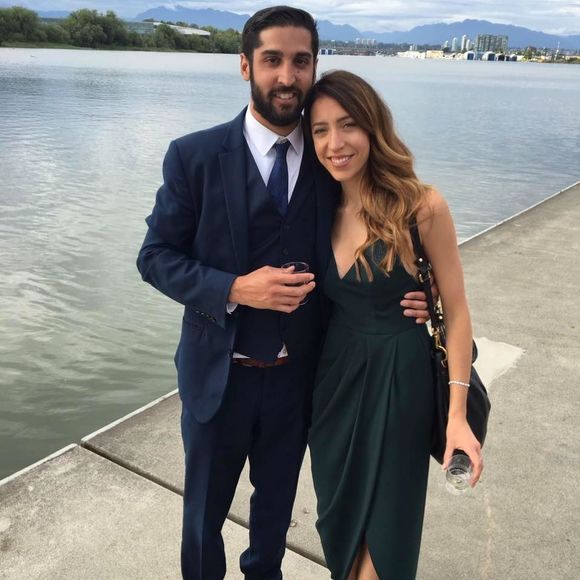 Meet your Posher, Nikki - Picture 1 of 1